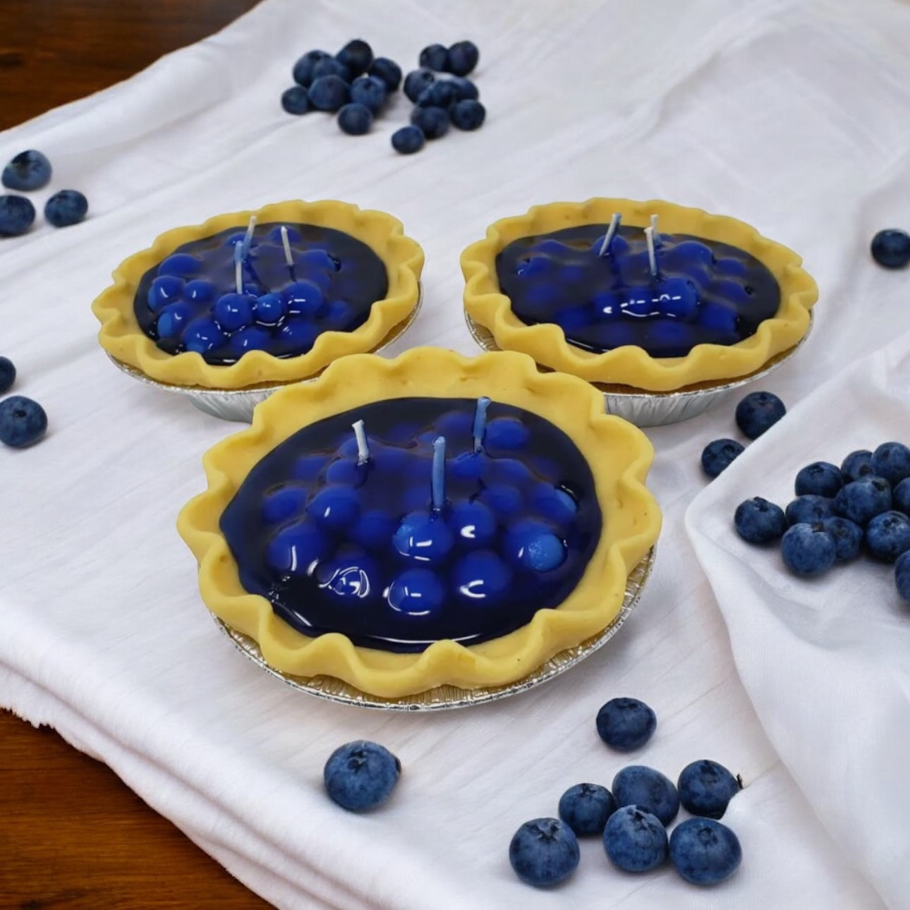 Glamour Geek Boutique Blueberry Pie Candle - Thumbnail 2